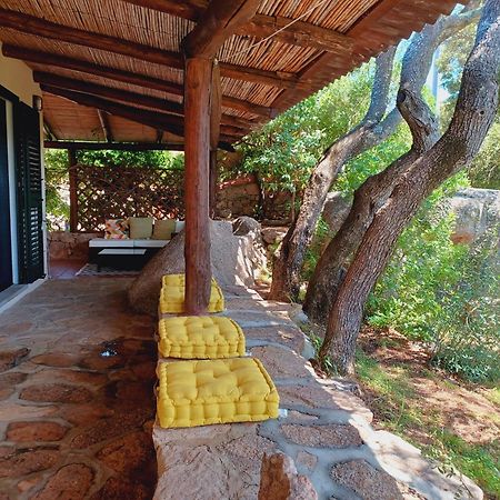 Suite Mirialveda San Pantaleo Exterior photo